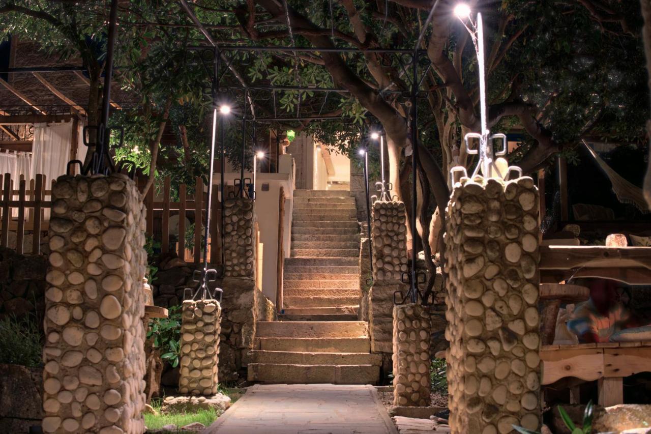 Eco Aparthotel The Dreamers'S Club Lumbarda Exterior foto